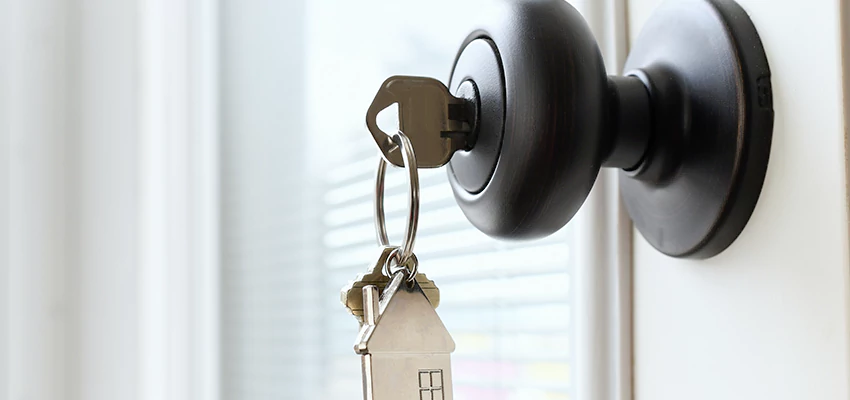 Bifold Door Knob Replacement in August, California