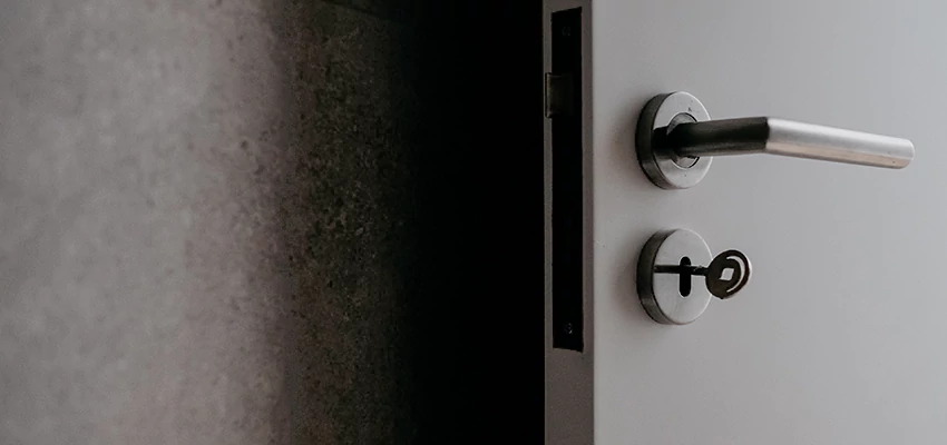 Front Door Handle Repair And Installation in August, CA