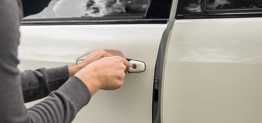 Unlock Car Door Service in August, CA